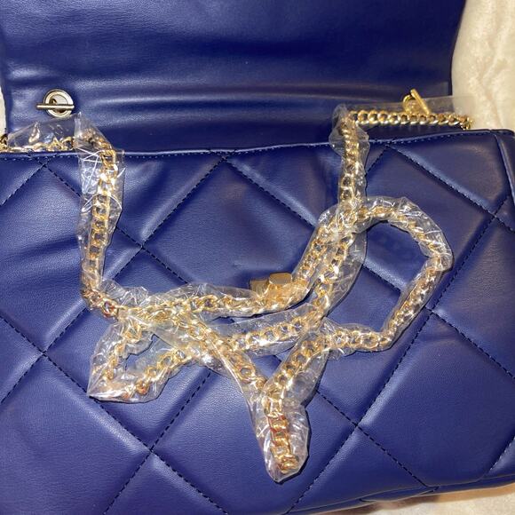 Badgley Mischka Quilted Crossbody Flap Bag Navy Blue New With Tags - Picture 11 of 12